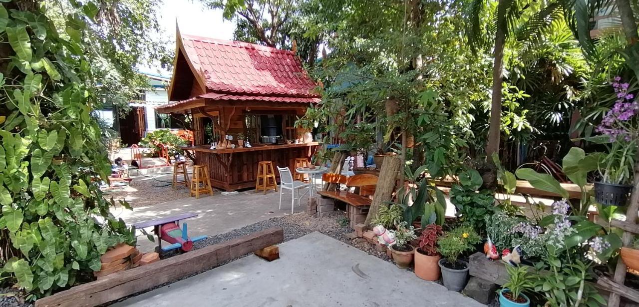 Albergue Sun smile Ubon Ratchathani Exterior foto