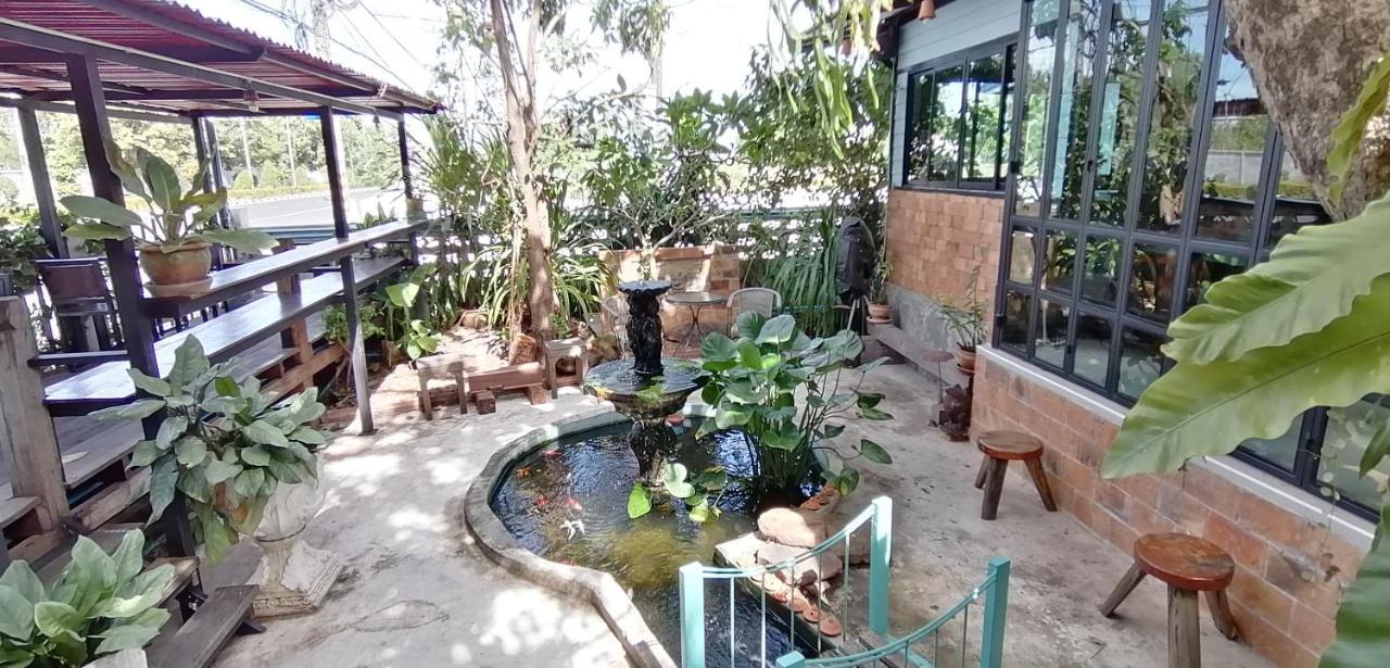 Albergue Sun smile Ubon Ratchathani Exterior foto