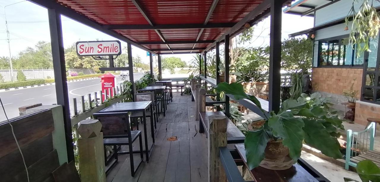 Albergue Sun smile Ubon Ratchathani Exterior foto