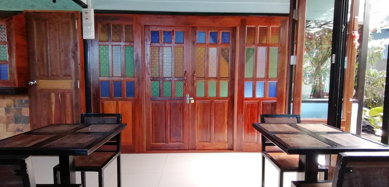 Albergue Sun smile Ubon Ratchathani Exterior foto