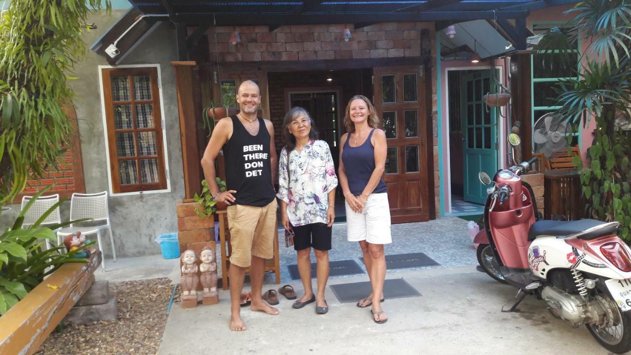 Albergue Sun smile Ubon Ratchathani Exterior foto